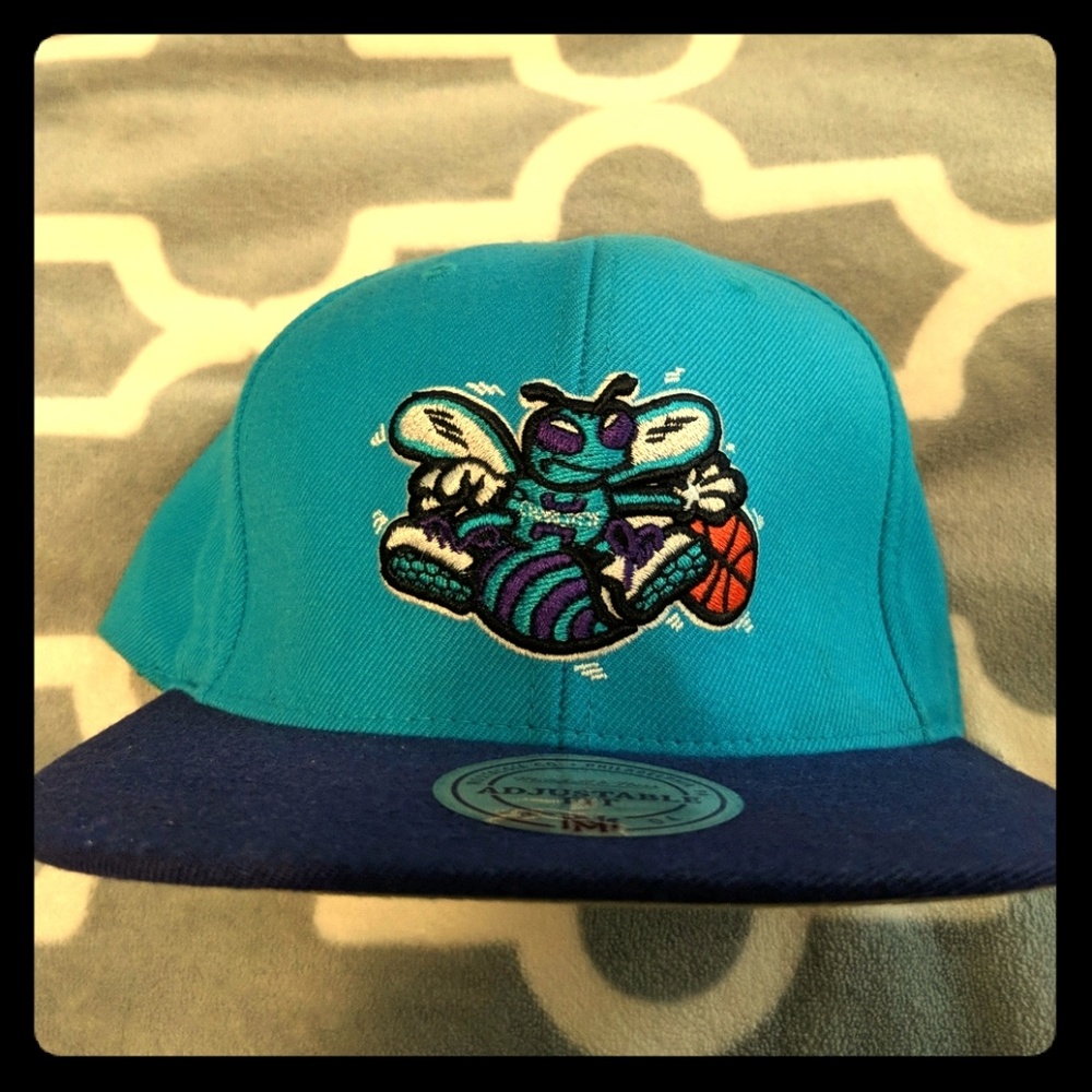 Classic Hornets snapback hat